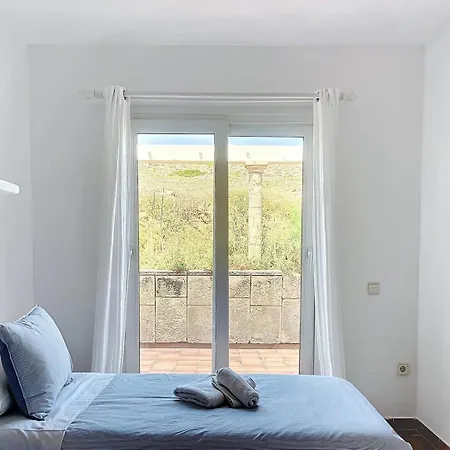 Roca Fornells, En Tramontana F239 Форнельс