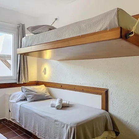 Roca Fornells, En Tramontana F239 *