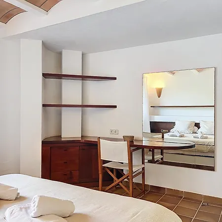 Roca Fornells, En Tramontana F239 Апартаменты *